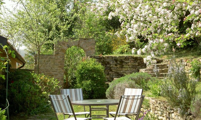 Villeferry Hotel | Le Verger Sous Les Vignes