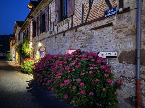 Saint-Cere Hotel | Le Victor Hugo - Hôtel et Restaurant - Logis Hôtels