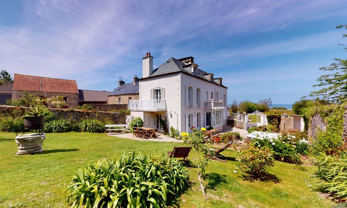 Urville-Nacqueville House | Le Vieux Colombier, seaside cottage, SPA, Cabanon and private beach access