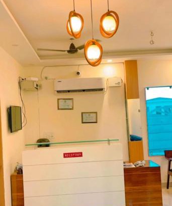 Bail Parao Hotel | Lee corbett Resort A Unit of The Corbett Royal King