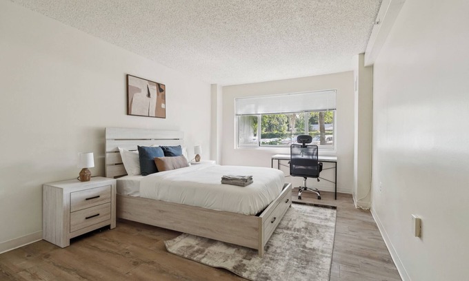 Richmond Apartment | Legacy at Imperial Village 105 I 1 Bed 1 Bath