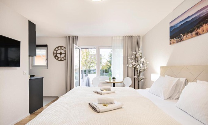 St. Gallen Apartment | Lehnstrasse Studios by VISIMO - Stylish, Smart, Connected