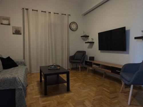 Palaio Faliro Apartment | Lemon Nest