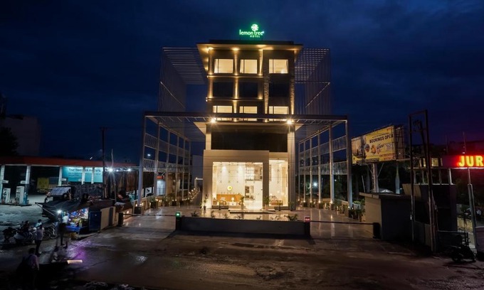 Jwalapur Hotel | Lemon Tree Hotel, Haridwar