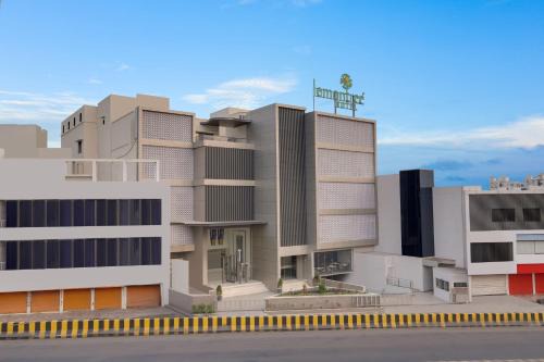 Jamnagar Hotel | Lemon Tree Hotel, Jamnagar