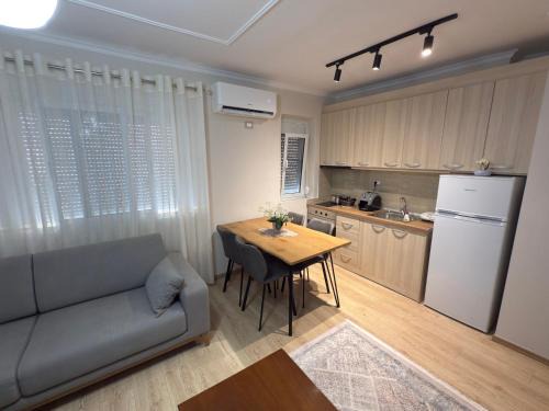 Berat Apartment | Lenci's Apartment