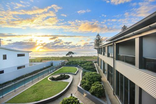 North Creek Apartment | Lennox Holiday Apartments