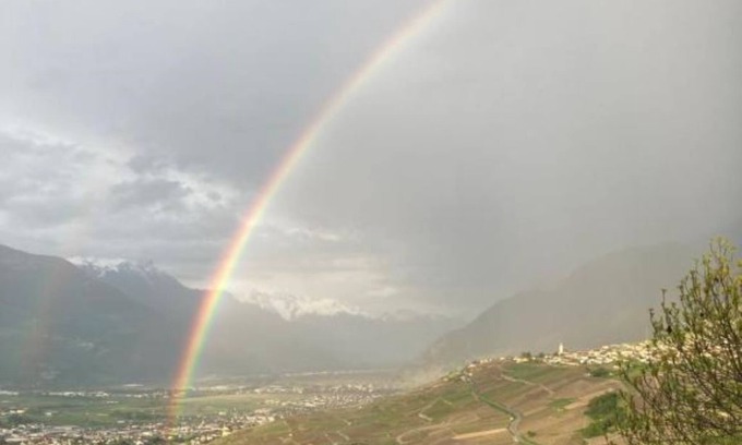 Chandolin-près-Savièse Apartment | Les balcons du Rhône - Superior Queen Room with Two Queen Beds - 2 Guestsn