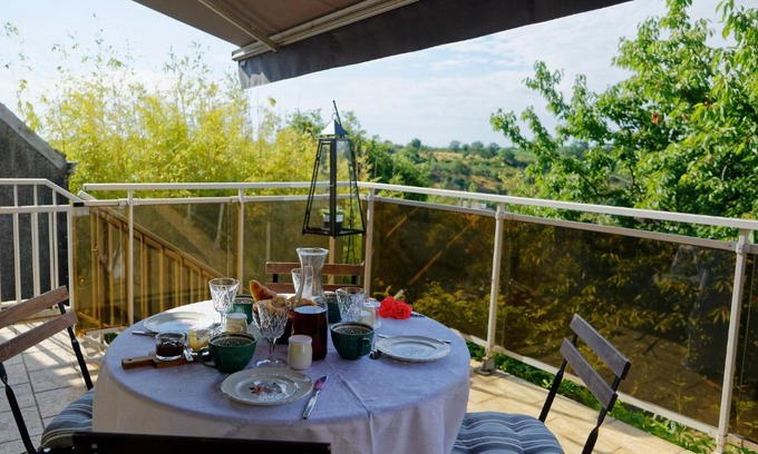 Argenton-les-Vallees House | Les chambres de la Vallée