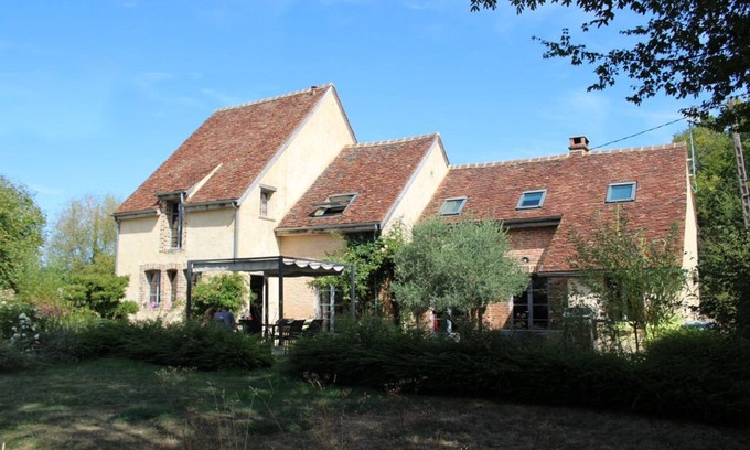 Lavau Villa | Les denisots 12/14 pers private heated pool, quiet location