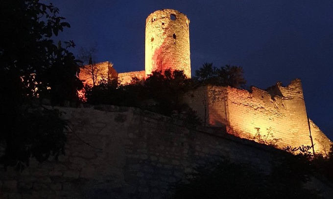 Chinon Hotel | Les Destinées