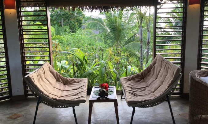 Ambondrona House | Les Hibiscus Nosy-Be
