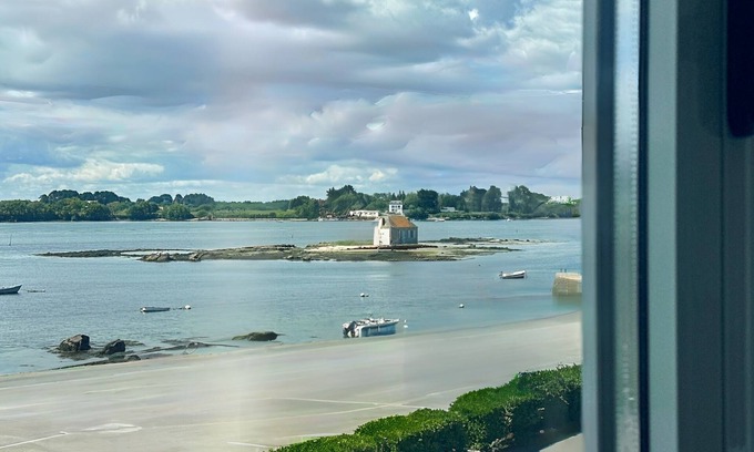 Belz House | Les Maisons de Delphine Saint Cado