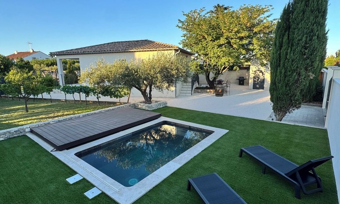 Bezouce House | Les Olivettes - Serenity and charm between Nîmes and the Pont du Gard