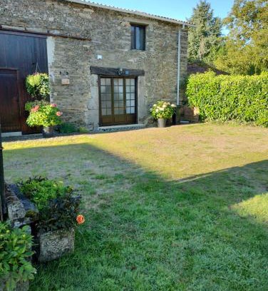 Saint-Pierre-du-Chemin House | Les Poiriers