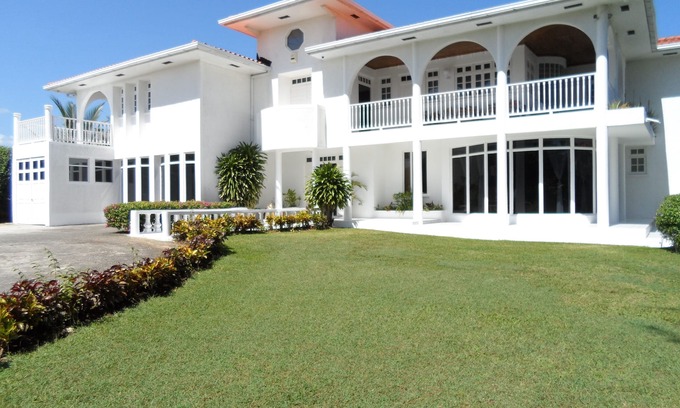 Mammee Bay Estates Villa | L’Horizon, a Jewel in the Caribbean with large private pool, jacuzzi and beach