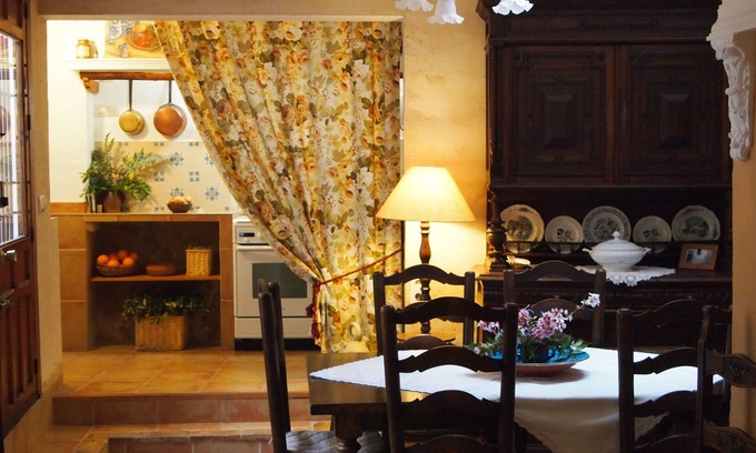 Lietor Cottage | Liétor charming house Casa Rural El velador de Liétor a unique setting