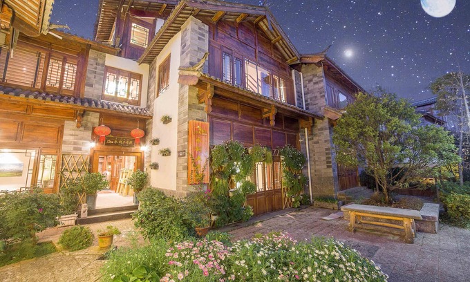 Gucheng House | Li Jiang Tang Feng Yard No.2