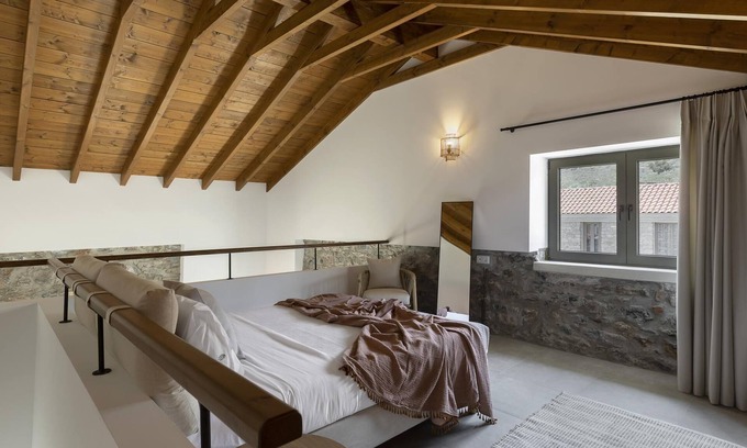 Sourpi Apartment | Lichnos Luxury Maisonette 1