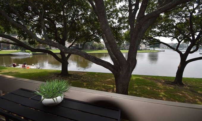Walden on Lake Conroe Condo | Life is better on the lake at 608
