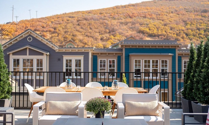 Downtown Park City Hotel | Lift Lodge Condo
