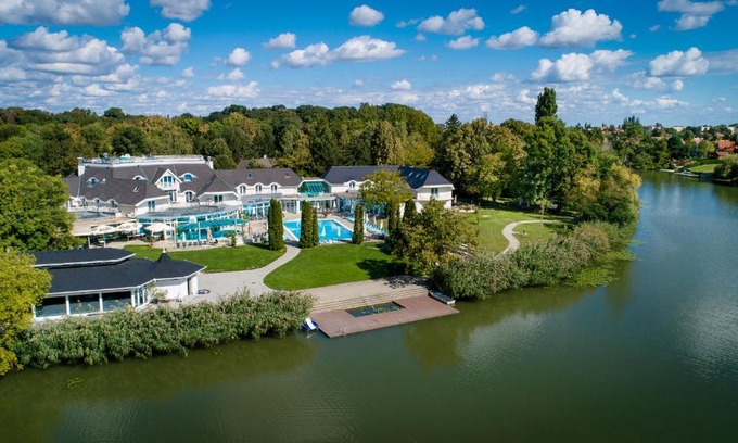 Szarvas Hotel | Liget Wellness és Konferencia Hotel