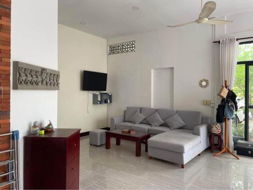 Siem Reap House | Light-Filled 2 Bedroom Home with Private Suite