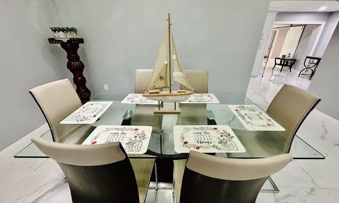 Sunshine House | Light House