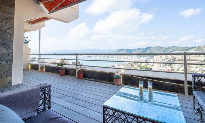 Faro de Cullera Apartment | "LIGHTHOUSE" Great views. Fantastic terrace. Pool. WIFI.