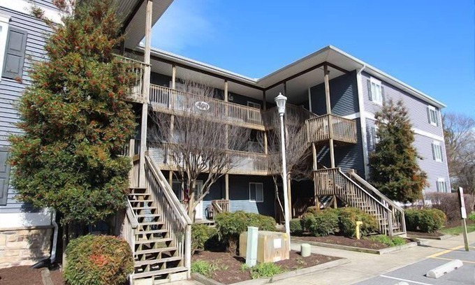 Rehoboth Beach Condo | Like New First Floor Unit!