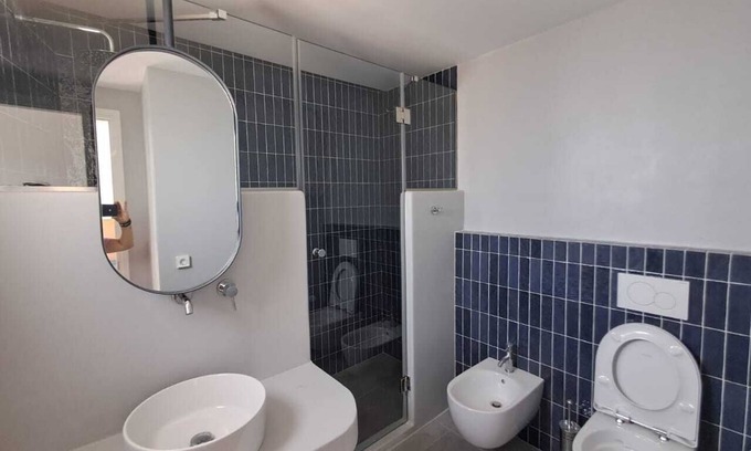 Folegandros House | LILY HOUSE, DETACHED HOME FACING THE SEA, 3 MINUTES FROM THE BEACH