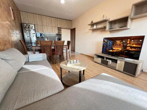 Mladost Apartment | Lima 2BDR cozy Apt near Business Park w Work Desk