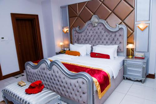 Port Harcourt Hotel | LIMEWOOD HOTEL