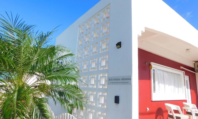 Ogimi Villa | Limited to one group per day] About 15 minutes by car from Yanbaru Park. Villas where you can experience the great outdoors through stargazing and kayaking