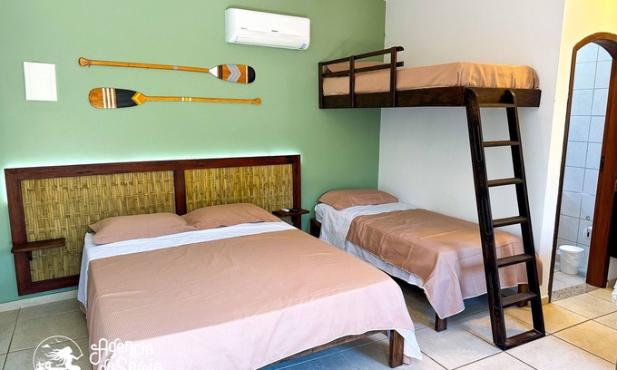 Centro Comercial Apartment | Lindo Studio com Copa e Varanda à 150m da Praia do Perequê