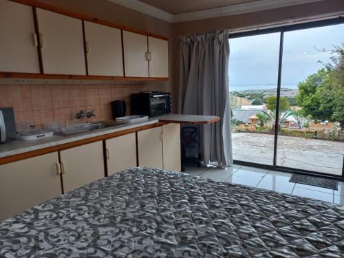 Mossel Bay Apartment | Lion's Cave 1