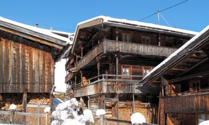 Vorderlanersbach House | Lippnerhütte by Interhome