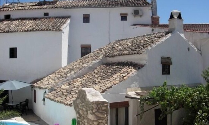 El Canuelo Cottage | Lirio Azul Casa Rural for 14 people