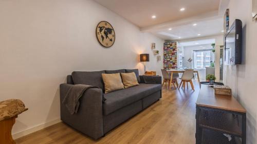 Alcantara Apartment | Lisboa Bridge Spot by LovelyStay