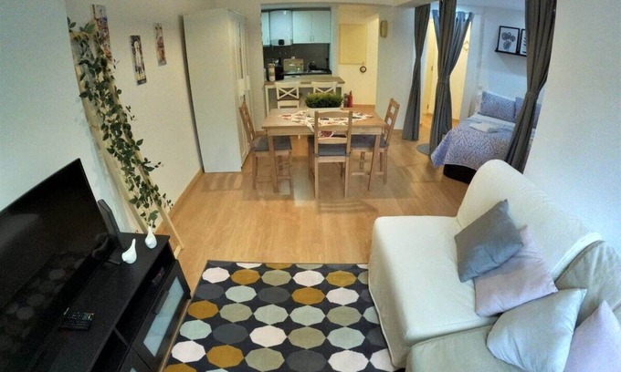 Paco De Arcos Apartment | Lisbon, Cozy studio in Paço de Arcos, Oeiras, Lisbon