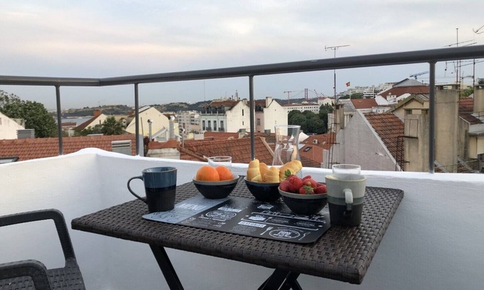 Merces Apartment | Lisbon Views Grand Studio, Belle Vue
