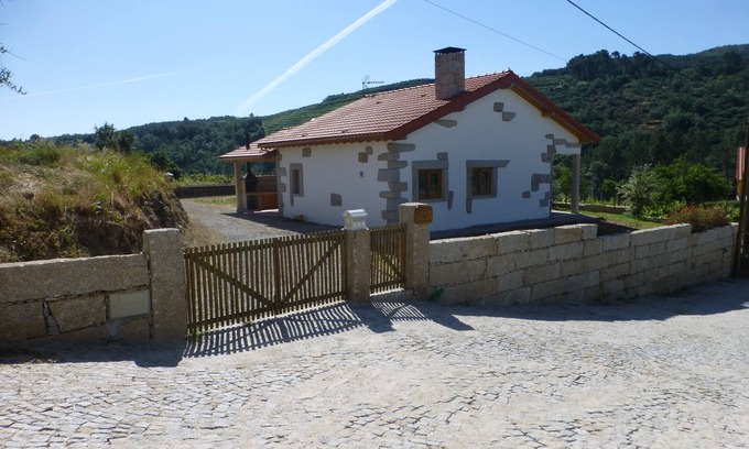 Penalva Do Castelo House | Lisei's Retreat House