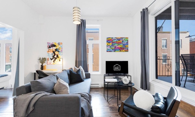Plateau Mont Royal Apartment | LiV MTL 202 Deluxe 1BR Suite + Big Rooftop Patio