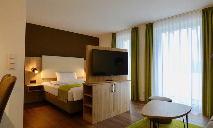 Rudelzhausen Apartment | Living Hallertau