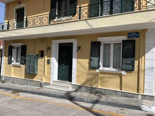 Lixouri Apartment | Lixouri Center Apartment