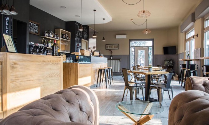 Castello d'Agogna Hotel | Locanda La Castellana