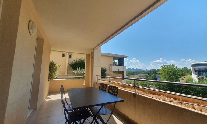 La Bouverie Apartment | Location Superbe Appartement Avec Piscine