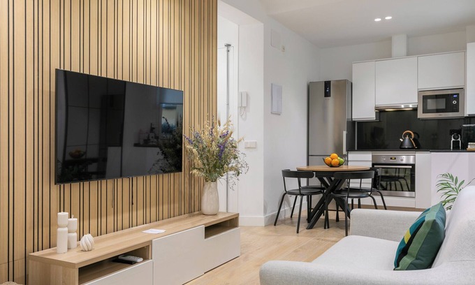 Milla de Oro Apartment | Location Gem: Salamanca Hideaway