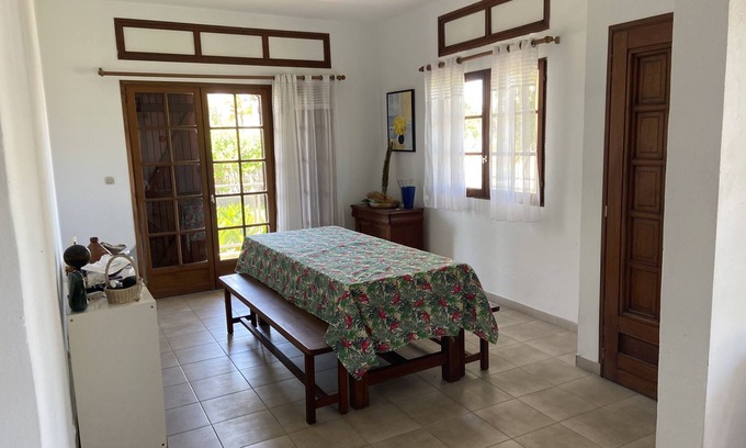 L'Autre-Bord Villa | Location Saisonnière Grand Espace Familial. Plage, Activités Nautiques à 5 mn