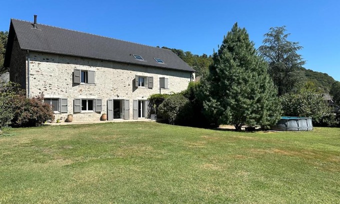 Compolibat Villa | Location saisonnière jusqu'à 13 personnes